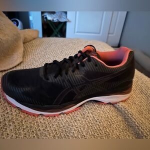 ASICS Gel-Ziruss Woman’s Running Shoe: Size 11.  Fluid ride Guidance line. NWT